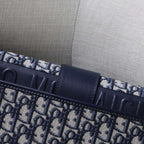 Dior 30 Montaigne Pouch